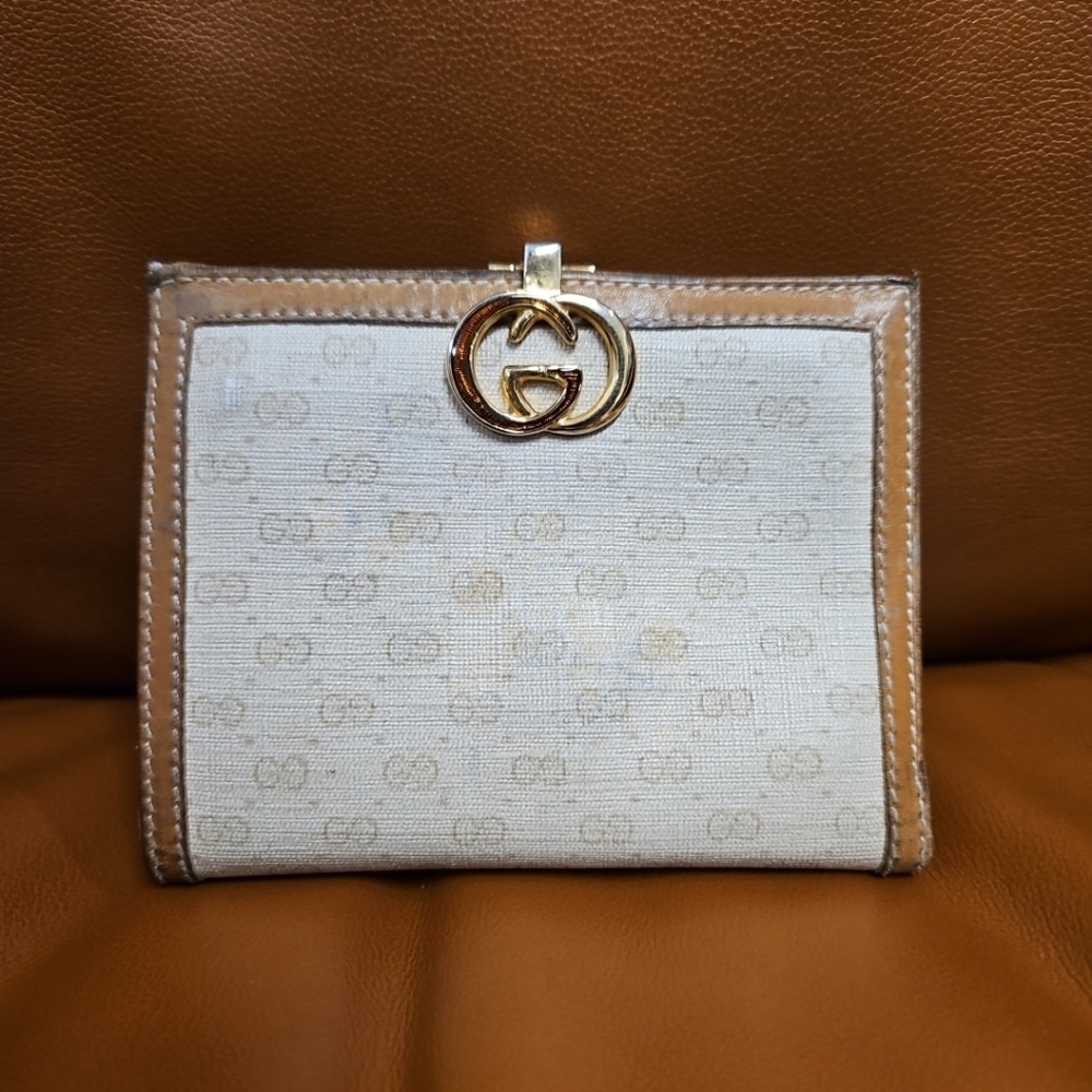 VINTAGE GUCCI 1970s PORTER GOLD GG INTERLOCKING PVC LEATHER WALLET ITALY BROWN